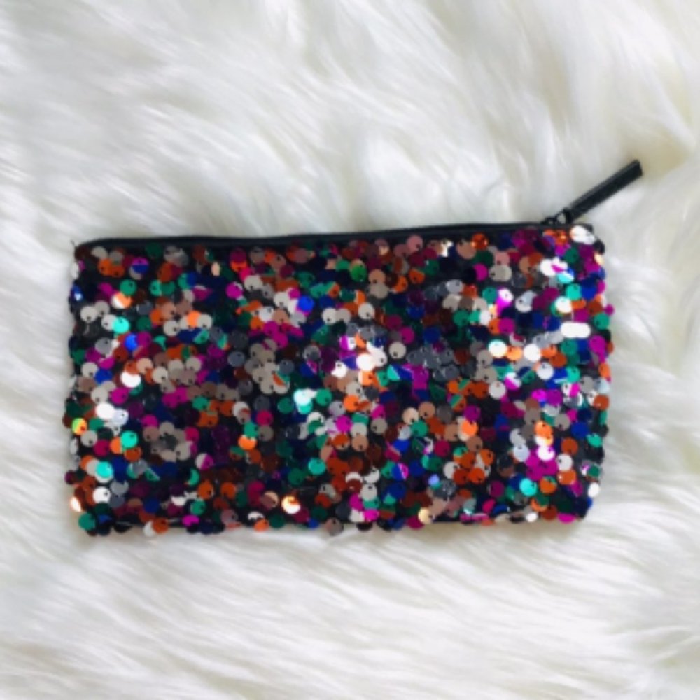 MAC Holiday Limited Edition Sequined Makeup Bag